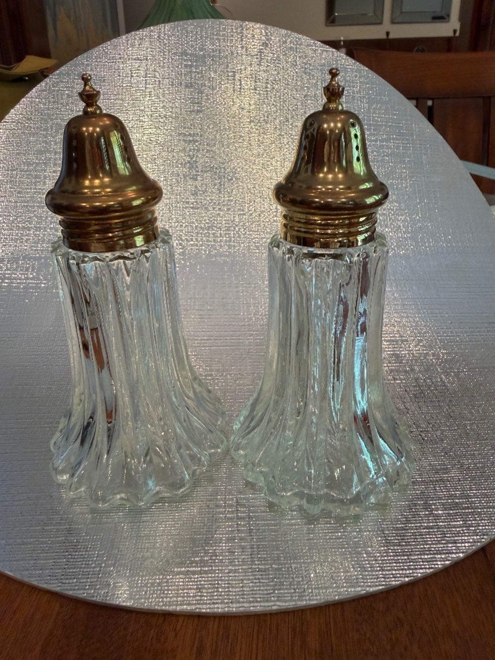 VTG Gold Plated & Glass Hong Kong Salt Pepper Shakers Cool Classy Never Used